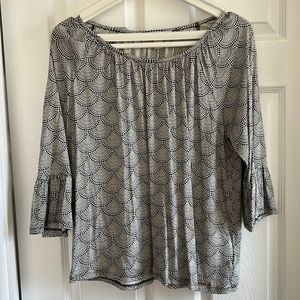 Michael Kors. Large Black/cream top with beautiful sleeves